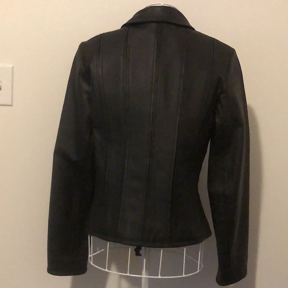 Victoria Secret - MODA International Genuine Black Leather Jacket. - Picture 5 of 12